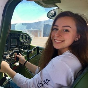 Meet your Posher, Hope